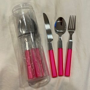 UO neon pink utensils set